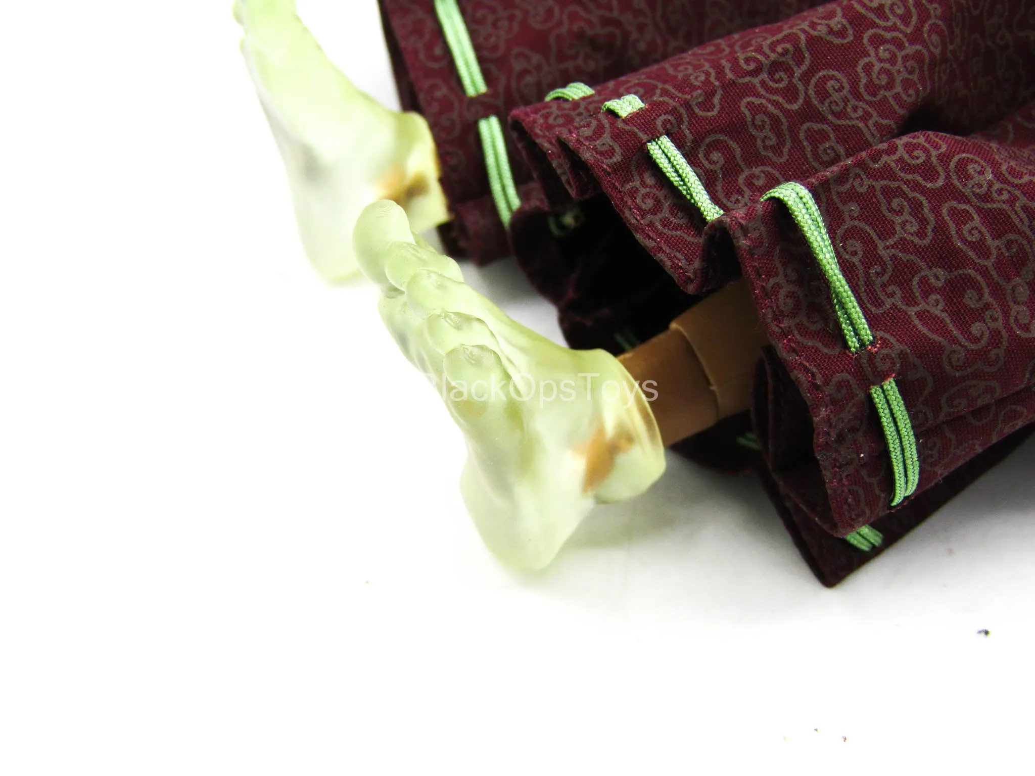 Benevolent Samurai Robes Ver - Dressed Body w/3D Printed Feet