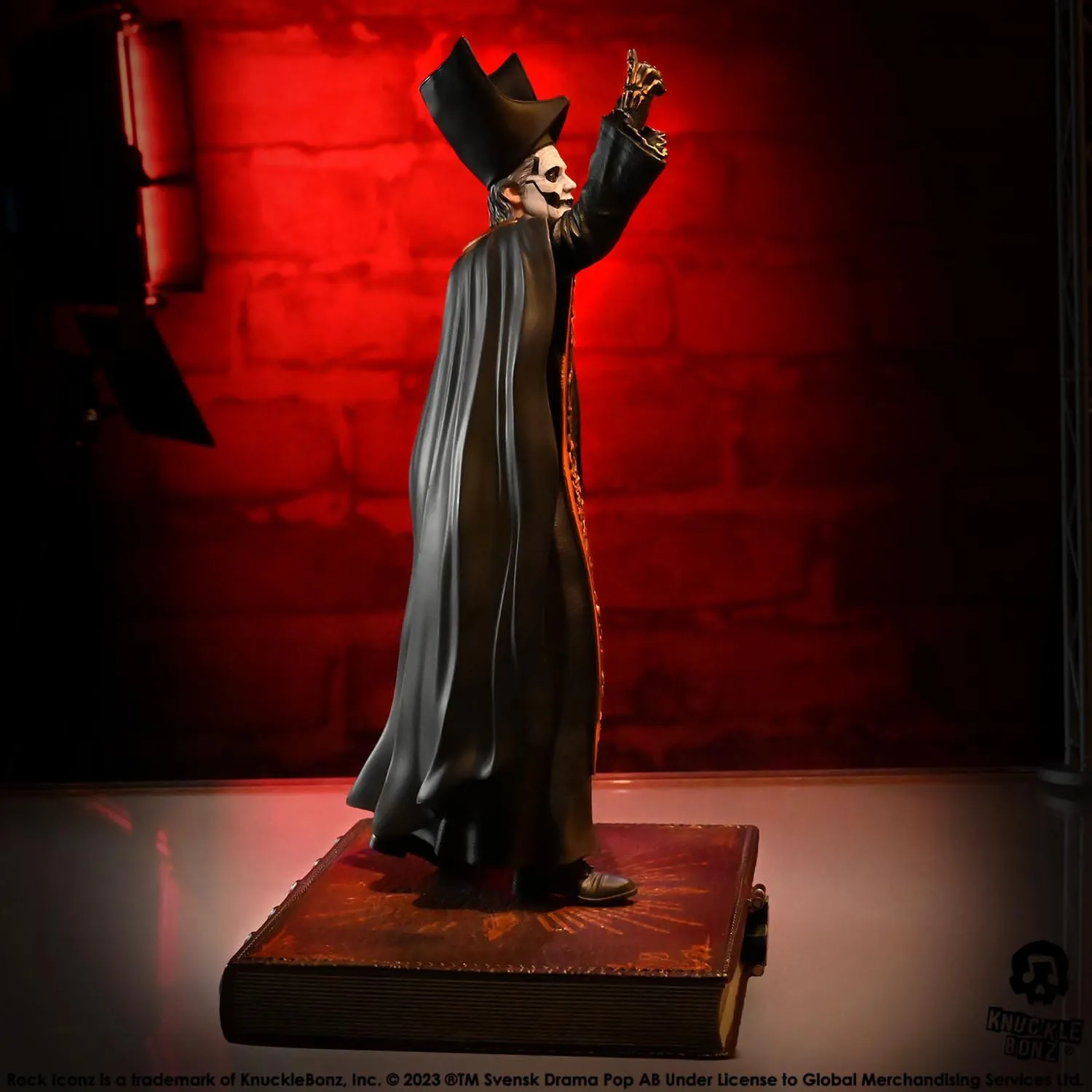Knucklebonz Ghost Rock Iconz Papa Emeritus IV (Black Robes) Statue