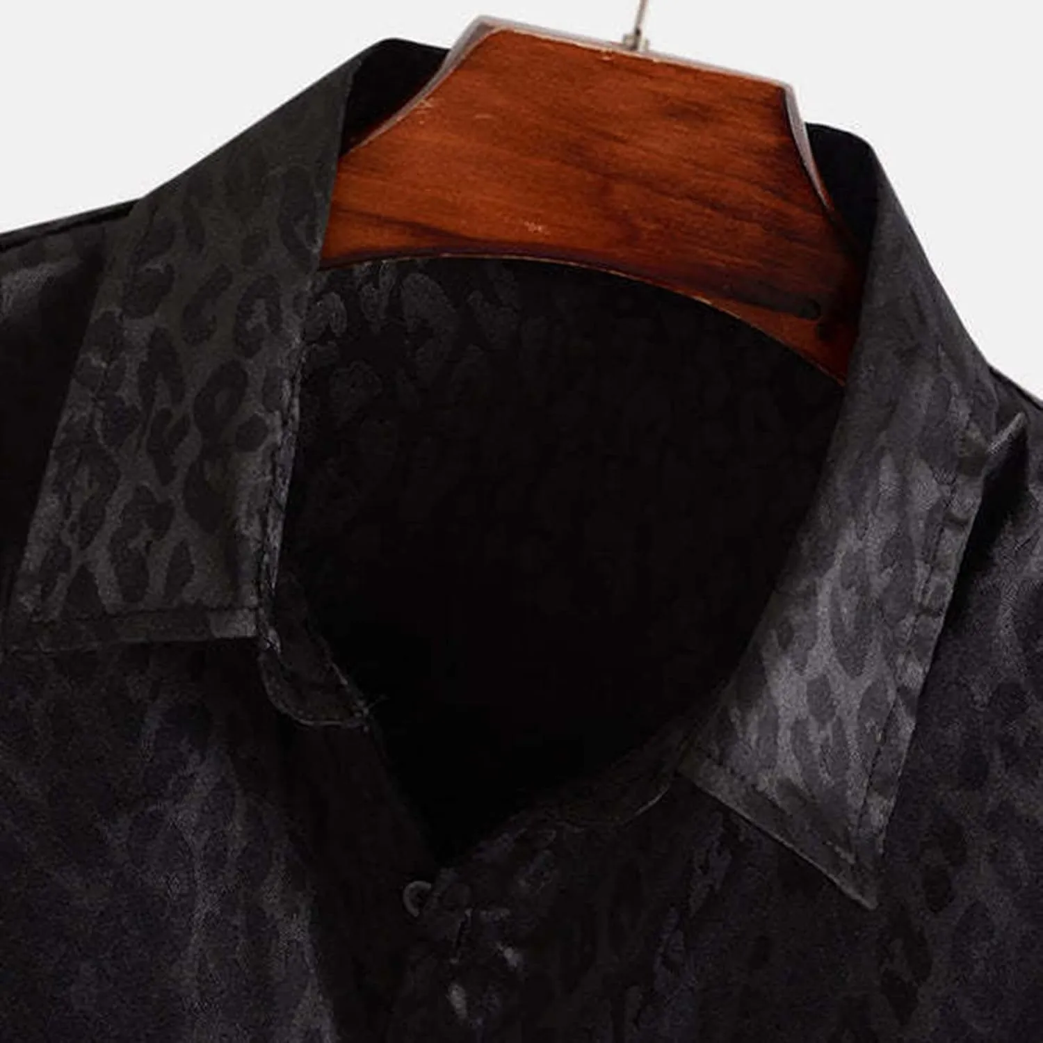Men's Button Down Shirt 2024 Casual Holiday Jacquard Leopard Print Beach Loose Casual Short Sleeved Shirt