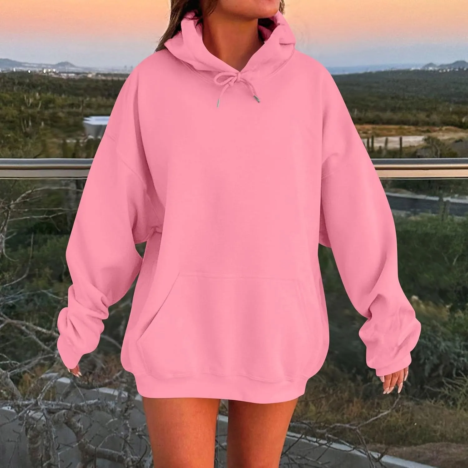 Womens Casual Soild Color Long Sleeve Hoodies Oversized Trendy Loose Fit Sweatshirts with Pockets Plus Size S-5xl