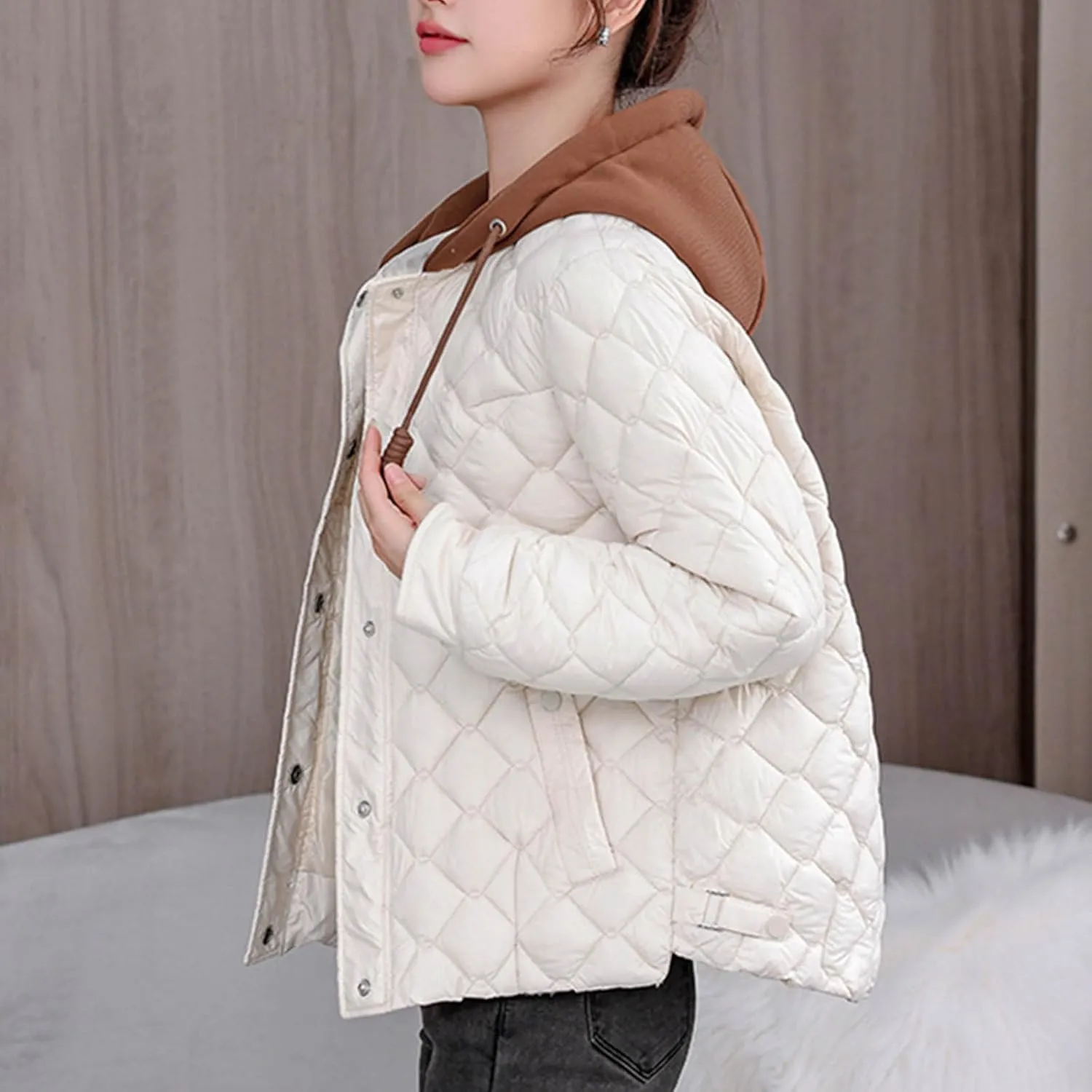 Womens Quilted Puffer Jackets Hooded Winter Warm Down Coat Loose Comfort Outerwear with Pockets Thicken Puffy Jacket